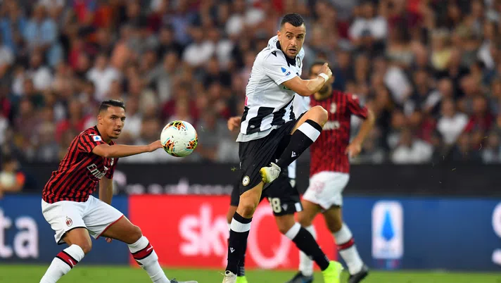 UDINE, ITALY - AUGUST 25: Ilija Nestorovski of Udinese Calcio in action during the Serie A match between Udinese Calcio and AC Milan at Stadio Friuli on August 25, 2019 in Udine, Italy. (Photo by Alessandro Sabattini/Getty Images)