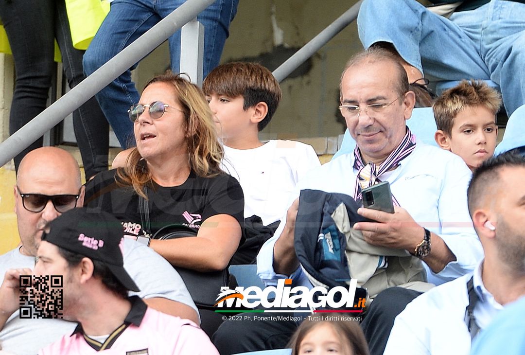 FOTOTIFO Palermo-Pisa 3-3, i tifosi allo Stadio “Renzo Barbera” (Gallery) - immagine 74