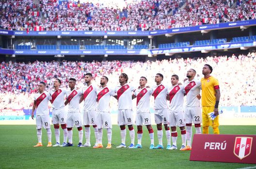 (Photo by Alex Caparros/Getty Images) Giorno festivo in tutto il Perù: la Nazionale gioca la partita decisiva per andare ai Mondiali…- immagine 3