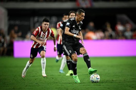 Di Maria, calciatore della Juventus, qui in amichevole contro il Chivas Guadalajara (Getty Images) Di Maria, calciatore della Juventus, qui in amichevole contro il Chivas Guadalajara