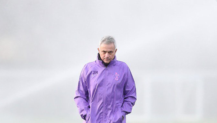 Foto Account Twitter Tottenham 