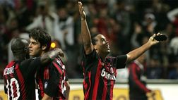 Milan, Ronaldinho e il primo gol nel Derby in rossonero / VIDEO