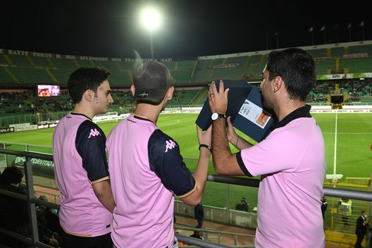 Palermo Esports, trionfo nella eSerie C 2020/21: Sagramola consegna il trofeo- immagine 2