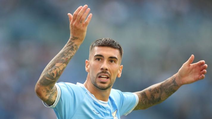 ROME, ITALY - OCTOBER 16: Mattia Zaccagni of SS Lazio reacts during the Serie A match between SS Lazio and Udinese Calcio at Stadio Olimpico on October 16, 2022 in Rome, Italy. (Photo by Paolo Bruno/Getty Images) Zaccagni: “L’arbitro non vedeva l’ora di ammonire Milinkovic. Poi addirittura voleva…” - immagine 1