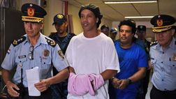 Ronaldinho inedito: filmato in carcere in Paraguay mentre giocava…