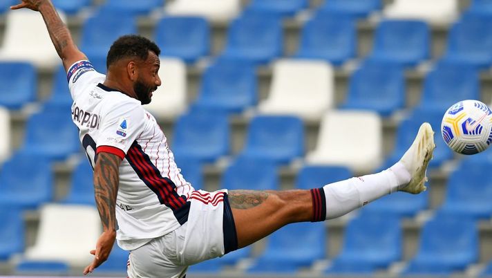 REGGIO NELL'EMILIA, ITALY - SEPTEMBER 20: Joao Pedro of Cagliari Calcio in action during the Serie A match between US Sassuolo and Cagliari Calcio at Mapei Stadium - Città del Tricolore on September 20, 2020 in Reggio nell'Emilia, Italy. (Photo by Alessandro Sabattini/Getty Images) REGGIO NELL'EMILIA, ITALY - SEPTEMBER 20: Joao Pedro of Cagliari Calcio in action during the Serie A match between US Sassuolo and Cagliari Calcio at Mapei Stadium - Città del Tricolore on September 20, 2020 in Reggio nell'Emilia, Italy. (Photo by Alessandro Sabattini/Getty Images)