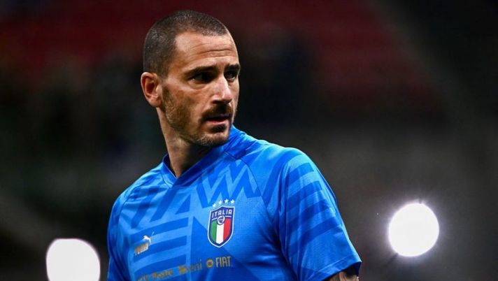 Italy's defender Leonardo Bonucci warms up ahead of the UEFA Nations League's League A Group 3 match between Italy and England, in Milan on September 23, 2022. (Photo by Marco BERTORELLO / AFP) (Photo by MARCO BERTORELLO/AFP via Getty Images) INFORTUNI – Skriniar, A. Bastoni, Dimarco, Koopmeiners, Djimsiti, Chiesa, Bonucci, Audero: le novità - immagine 1