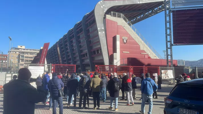Torino, il Filadelfia riapre le porte per l’allenamento: 500 tifosi presenti - immagine 1