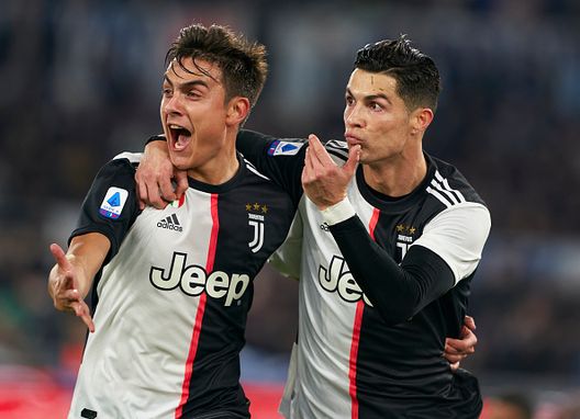 Dybala Cristiano Ronaldo (getty images) Dybala Cristiano Ronaldo (getty images)