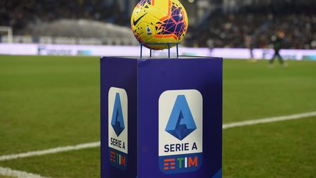 FERRARA, ITALY - FEBRUARY 22: A official ball of serie A is displayed during the Serie A match between SPAL and Juventus at Stadio Paolo Mazza on February 22, 2020 in Ferrara, Italy. (Photo by Pier Marco Tacca/Getty Images) FERRARA, ITALY - FEBRUARY 22: A official ball of serie A is displayed during the Serie A match between SPAL and Juventus at Stadio Paolo Mazza on February 22, 2020 in Ferrara, Italy. (Photo by Pier Marco Tacca/Getty Images)