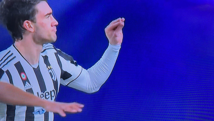 VIDEO Vlahovic segna dopo 32 secondi in Champions ed esulta in maniera polemica! VIDEO Vlahovic segna dopo 32 secondi in Champions ed esulta in maniera polemica! - immagine 1