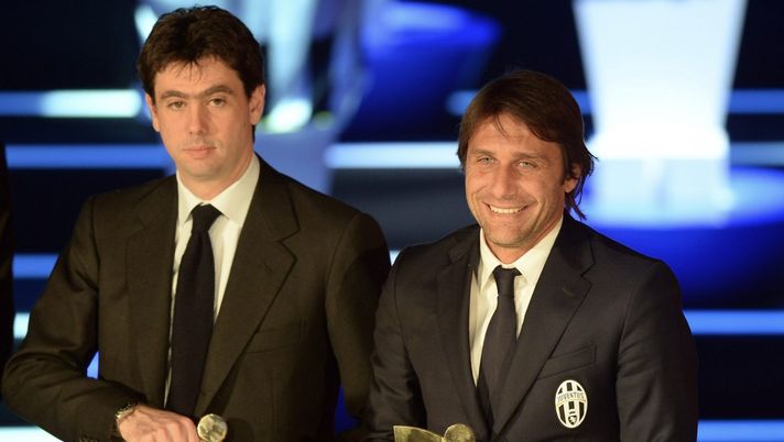 Andrea Agnelli (Presidente Juventus) ed Antonio Conte (allenatore Inter), qui al Gran Galà del Calcio nel gennaio 2014, quando il tecnico allenava ancora i bianconeri | Serie A News (Getty Images) 