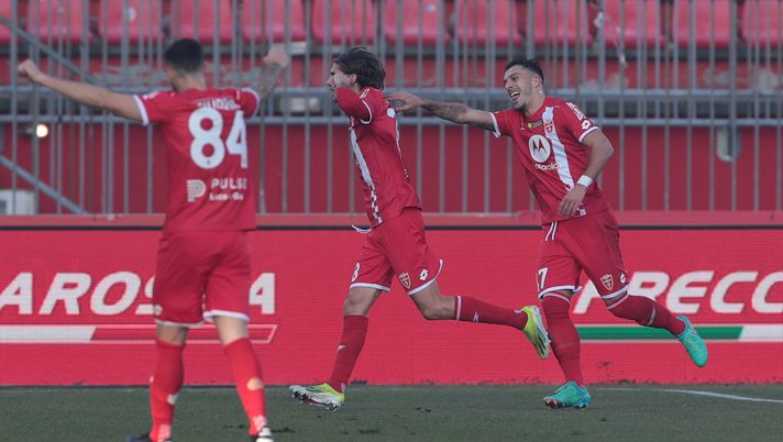 Serie A, pari tra Verona e Frosinone. Il Monza stende il Sassuolo grazie a Colpani - immagine 1