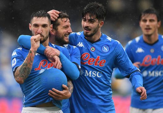 NAPLES, ITALY - JANUARY 17: Matteo Politano of S.S.C. Napoli celebrates with teammates Dries Mertens and Antonio Cioffi after scoring their team's sixth goal during the Serie A match between SSC Napoli and ACF Fiorentina at Stadio Diego Armando Maradona on January 17, 2021 in Naples, Italy. Sporting stadiums around Italy remain under strict restrictions due to the Coronavirus Pandemic as Government social distancing laws prohibit fans inside venues resulting in games being played behind closed doors. (Photo by Francesco Pecoraro/Getty Images) NAPLES, ITALY - JANUARY 17: Matteo Politano of S.S.C. Napoli celebrates with teammates Dries Mertens and Antonio Cioffi after scoring their team's sixth goal during the Serie A match between SSC Napoli and ACF Fiorentina at Stadio Diego Armando Maradona on January 17, 2021 in Naples, Italy. Sporting stadiums around Italy remain under strict restrictions due to the Coronavirus Pandemic as Government social distancing laws prohibit fans inside venues resulting in games being played behind closed doors. (Photo by Francesco Pecoraro/Getty Images)