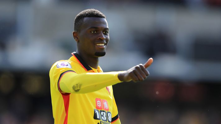 WATFORD, ENGLAND - MAY 21:  Mbaye Niang of Watford applaudes the crowd after the Premier League match between Watford and Manchester City at Vicarage Road on May 21, 2017 in Watford, England.  (Photo by Richard Heathcote/Getty Images) 