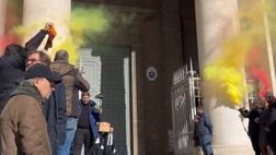 Alberto Mandolesi, la reunion del derby: romanisti e laziali insieme ai funerali