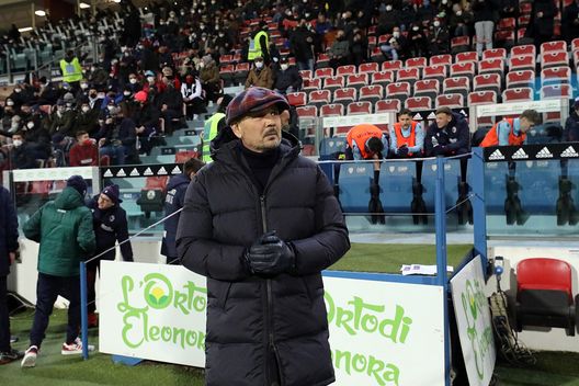 Sinisa Mihajlovic Sinisa Mihajlovic