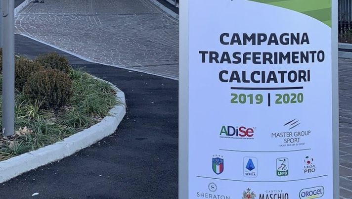 Sarà un calciomercato fuori dall&#8217;ordinario: finestra unica fino a Natale per i tesseramenti