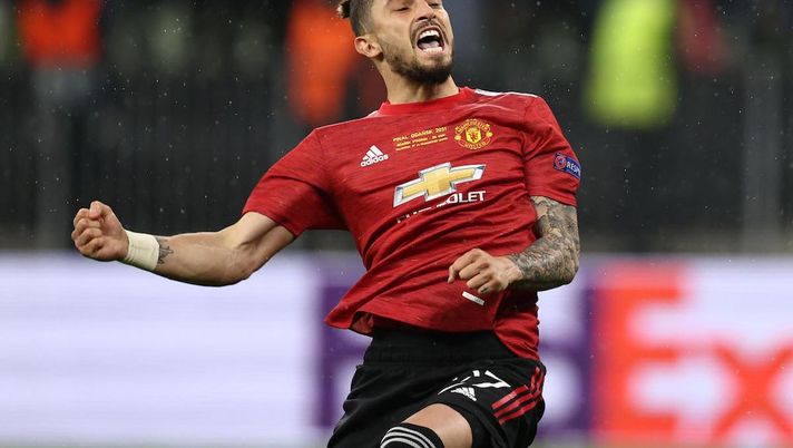 Ex Inter, Alex Telles al Siviglia in prestito annuale dal Manchester United - immagine 1