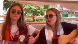 La lupa, il pennuto e il conato: una canzone per due poco prima del derby…