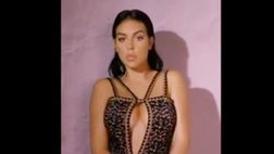 VIDEO, Georgina Rodriguez infiamma Instagram: lo shooting di lady Ronaldo è infuocato