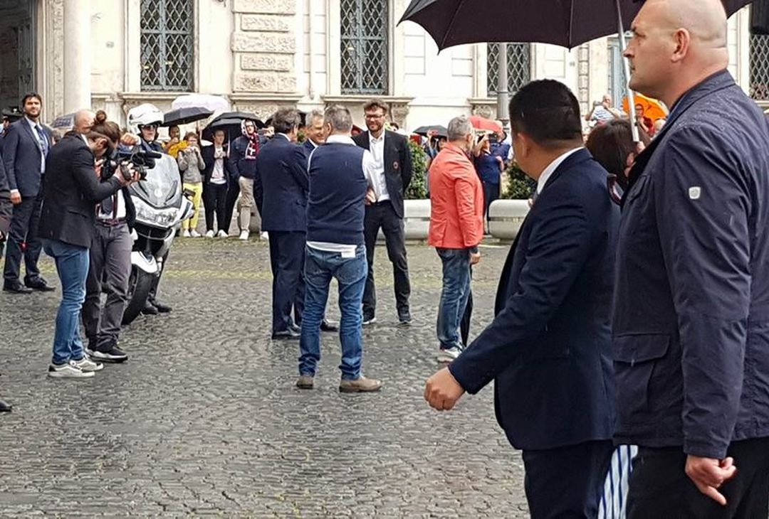 GALLERY PM – Coppa Italia, ecco l’arrivo del Milan al Quirinale - immagine 11