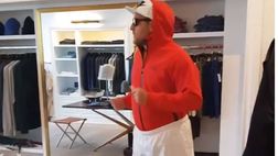VIDEO / Vieri improvvisa un balletto e diventa Adriano Celentano