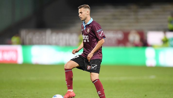 Calciomercato Palermo, Matteo Ricci nel mirino: operazione per l’estate, alternativa a Jajalo. Tre club di A su di lui, le idee dello Spezia…  Calciomercato Palermo, Matteo Ricci nel mirino: operazione per l’estate, alternativa a Jajalo. Tre club di A su di lui, le idee dello Spezia…