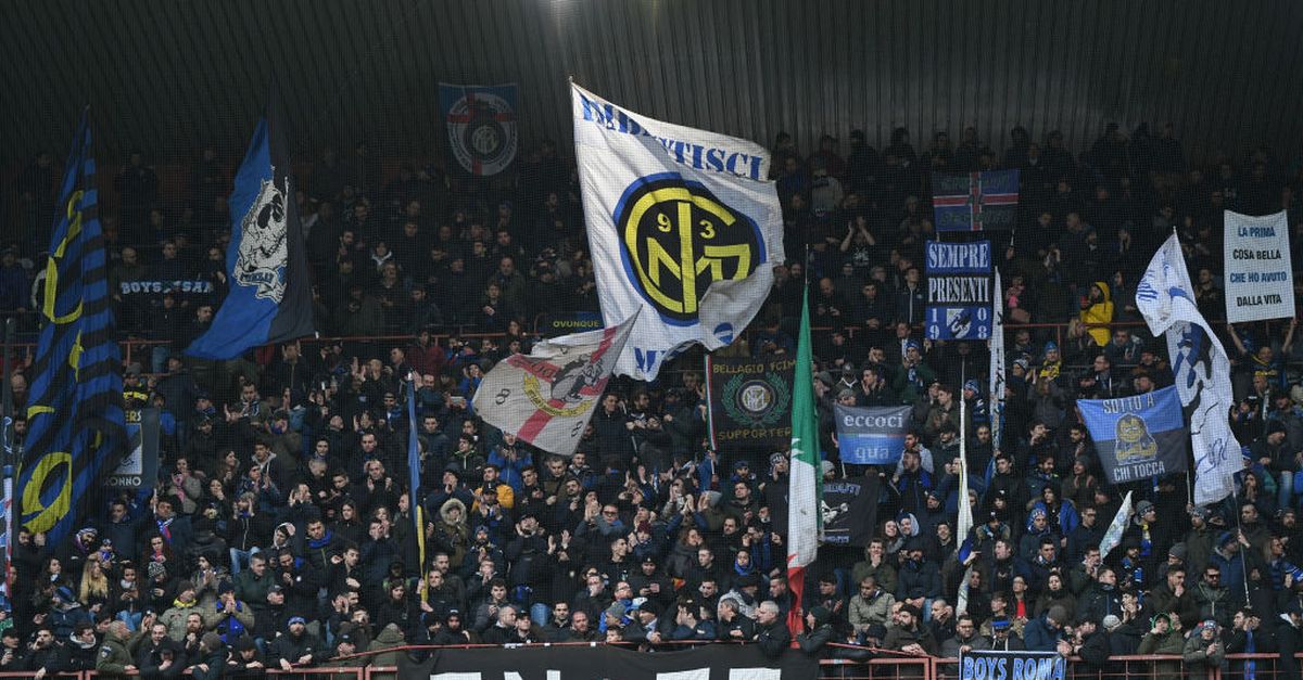 Inter, la Curva Nord: 'Impensabile metterci in coda con gli altri tifosi  per Istanbul. Presto una soluzione, se no', Primapagina