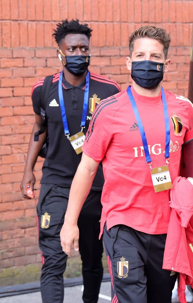 BRUSSELS, BELGIUM - JUNE 03: Dries Mertens and Sambi Lokonga of Belgium arrive at the stadium prior to the international friendly match between Belgium and Greece at King Baudouin Stadium on June 03, 2021 in Brussels, Belgium. (Photo by Alex Grimm/Getty Images) BRUSSELS, BELGIUM - JUNE 03: Dries Mertens and Sambi Lokonga of Belgium arrive at the stadium prior to the international friendly match between Belgium and Greece at King Baudouin Stadium on June 03, 2021 in Brussels, Belgium. (Photo by Alex Grimm/Getty Images)