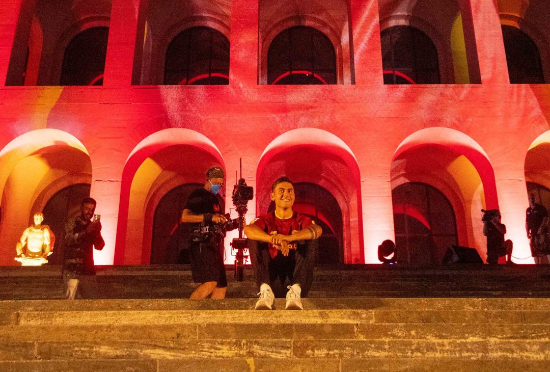 Dybala si presenta al Colosseo Quadrato – FOTO GALLERY - immagine 17
