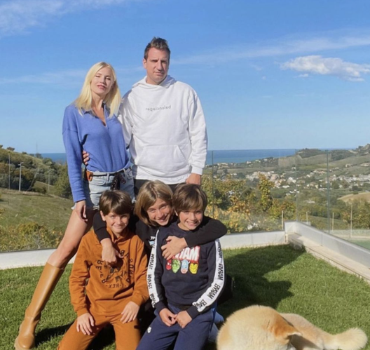 credi Instagram Wanda Nara pubblica su Instagram una foto di Maxi Lopez- immagine 2