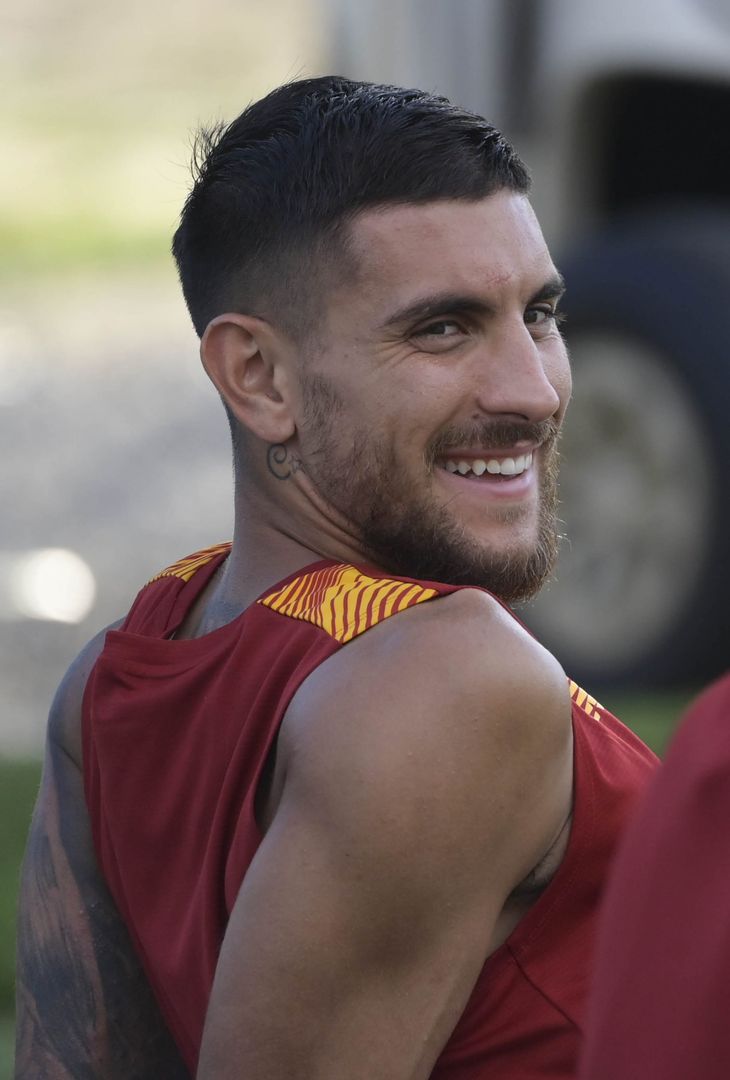 Roma, rifinitura prima del Monza: Belotti c’è. Squadra in ritiro – FOTO GALLERY - immagine 52