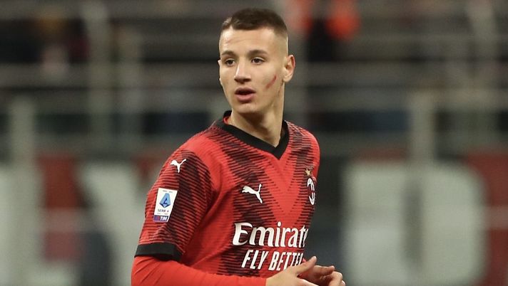 Francesco Camarda AC Milan Milan-Fiorentina 1-0 Serie A 2023-2024