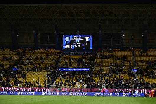 Inter-Napoli, Al-Awwal Park sold out. Da Spalletti ai campioni del 2006: ecco i vip presenti- immagine 3