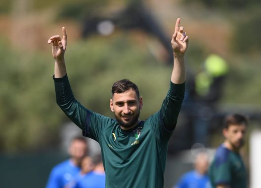 Gianluigi Donnarumma Gianluigi Donnarumma
