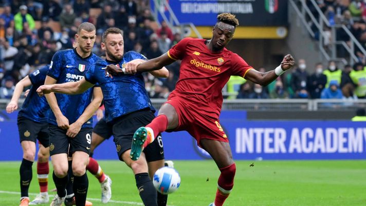 Getty Images Arsenal su Abraham. Ma la Roma stoppa i tabloid inglesi - immagine 1