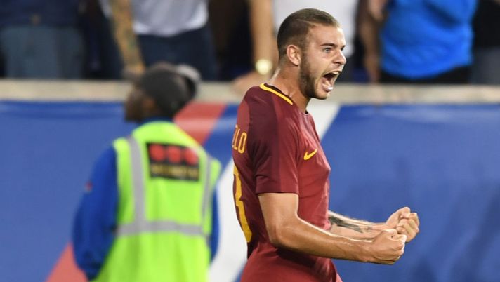 A.S Roma's Marco Tumminello (R) celebrates scoring a goal during their International Champions Cup (ICC) football match against Tottenham Hotspur on July 25, 2017 at Red Bull Arena in Harrison, New Jersey. / AFP PHOTO / Don EMMERT        (Photo credit should read DON EMMERT/AFP/Getty Images) 