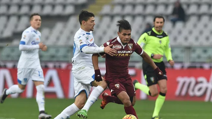 Martinez impegnato contro l'Empoli