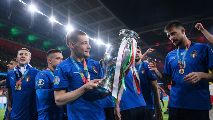 LONDON, ENGLAND - JULY 11: Andrea Belotti of Italy celebrates with The Henri Delaunay Trophy following his team's victory in the UEFA Euro 2020 Championship Final between Italy and England at Wembley Stadium on July 11, 2021 in London, England. (Photo by Laurence Griffiths/Getty Images) LONDON, ENGLAND - JULY 11: Andrea Belotti of Italy celebrates with The Henri Delaunay Trophy following his team's victory in the UEFA Euro 2020 Championship Final between Italy and England at Wembley Stadium on July 11, 2021 in London, England. (Photo by Laurence Griffiths/Getty Images)