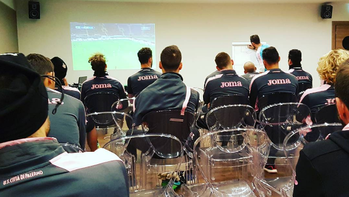 FOTO, Palermo: anche Dario Simic assiste a riunione tecnica pre-Bologna  FOTO, Palermo: anche Dario Simic assiste a riunione tecnica pre-Bologna