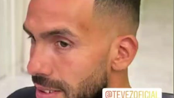 Tevez, il nuovo look è virale: “Un dinosauro”, “Sembra Avatar”