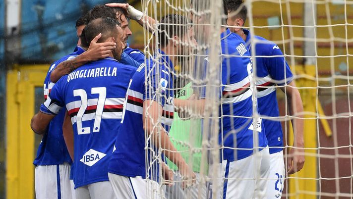 GENOA, ITALY - SEPTEMBER 22: UC Sampdoria players celebrate after a goal by Manolo Gabbiadini during the Serie A match between UC Sampdoria and Torino FC at Stadio Luigi Ferraris on September 22, 2019 in Genoa, Italy. (Photo by Paolo Rattini/Getty Images) GENOA, ITALY - SEPTEMBER 22: UC Sampdoria players celebrate after a goal by Manolo Gabbiadini during the Serie A match between UC Sampdoria and Torino FC at Stadio Luigi Ferraris on September 22, 2019 in Genoa, Italy. (Photo by Paolo Rattini/Getty Images)