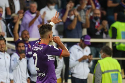 GERMOGLI PH: 3 OTTOBRE 2021 FIRENZE STADIO ARTEMIO FRANCHI SERIE A FIORENTINA VS NAPOLI NELLA FOTO ESULTANZA GOL QUARTA GERMOGLI PH: 3 OTTOBRE 2021 FIRENZE STADIO ARTEMIO FRANCHI SERIE A FIORENTINA VS NAPOLI NELLA FOTO ESULTANZA GOL QUARTA
