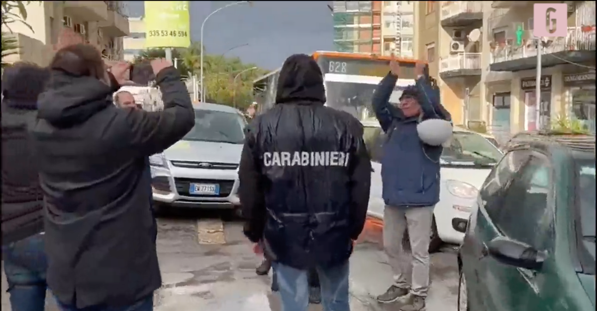 VIDEO Arresto Matteo Messina Denaro: Applausi A Palermo Dopo La Cattura ...