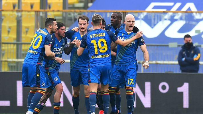 PARMA, ITALY - FEBRUARY 21: Bram Nuytinck (R) of Udinese Calcio celebrates with team mates after scoring their side's second goal during the Serie A match between Parma Calcio and Udinese Calcio at Stadio Ennio Tardini on February 21, 2021 in Parma, Italy. Sporting stadiums around Italy remain under strict restrictions due to the Coronavirus Pandemic as Government social distancing laws prohibit fans inside venues resulting in games being played behind closed doors. (Photo by Alessandro Sabattini/Getty Images) PARMA, ITALY - FEBRUARY 21: Bram Nuytinck (R) of Udinese Calcio celebrates with team mates after scoring their side's second goal during the Serie A match between Parma Calcio and Udinese Calcio at Stadio Ennio Tardini on February 21, 2021 in Parma, Italy. Sporting stadiums around Italy remain under strict restrictions due to the Coronavirus Pandemic as Government social distancing laws prohibit fans inside venues resulting in games being played behind closed doors. (Photo by Alessandro Sabattini/Getty Images)