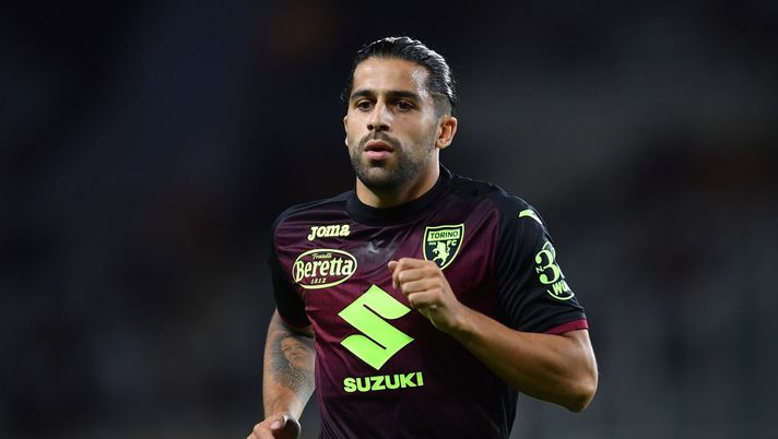 TURIN, ITALY - AUGUST 06: Ricardo Rodriguez of Torino FC looks on during the Coppa Italia match between Torino FC and Palermo at Olimpico Stadium on August 6, 2022 in Turin, Italy. (Photo by Valerio Pennicino/Getty Images) Formazione Torino, Juric pensa a diverse novità: da Gravillon a Rodriguez e Adopo - immagine 1
