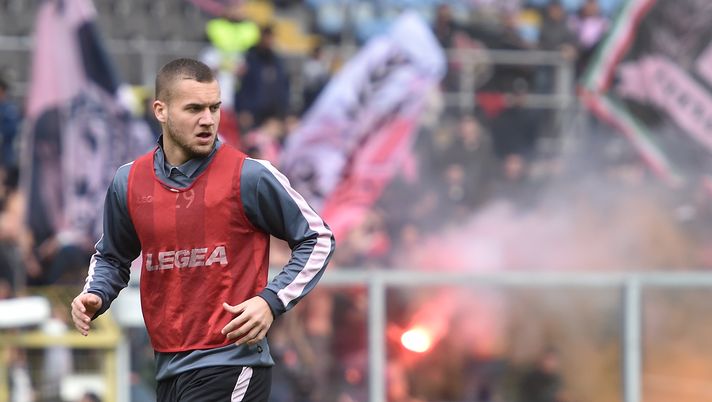 PALERMO, ITALY - MARCH 28: George Puscas of Palermo in action during a training session at Stadio Renzo Barbera on March 28, 2019 in Palermo, Italy. (Photo by Tullio M. Puglia/Getty Images) 