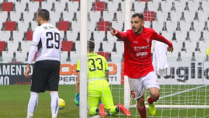 Gomez esulta (foto Il Piccolo)