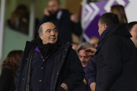 FLORENCE, ITALY - JANUARY 12: Rocco Commisso president of ACF Fiorentina looks on during the Coppa Italia match between ACF Fiorentina and UC Sampdoria at Stadio Artemio Franchi on January 12, 2023 in Florence, Italy. (Photo by Gabriele Maltinti/Getty Images) Commisso-Barone